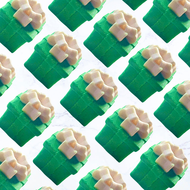 green present wax melts- cute christmas melts- missvillan